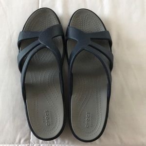 Crocs sandals navy blue never worn 9w